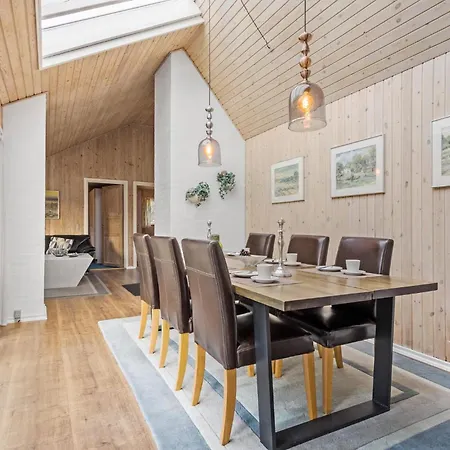 Σπίτι διακοπών In With Sauna *