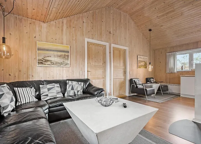Feriehus In With Sauna *