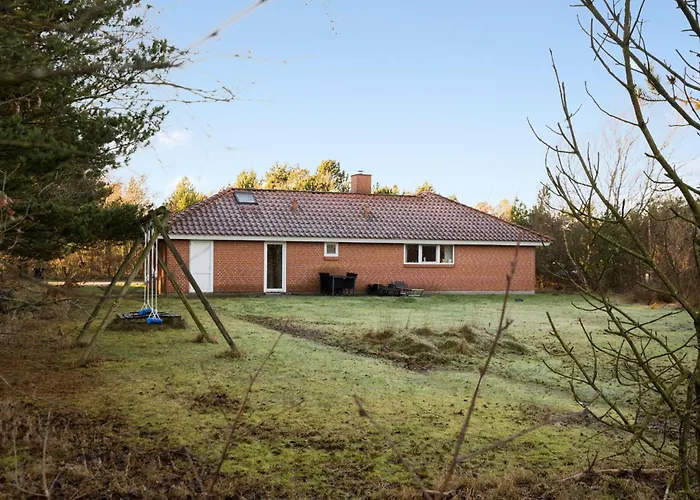 Дом отдыха In With Sauna