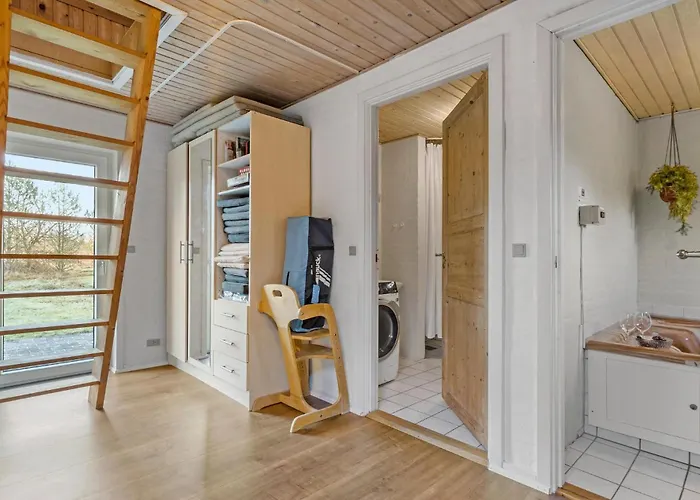 In With Sauna