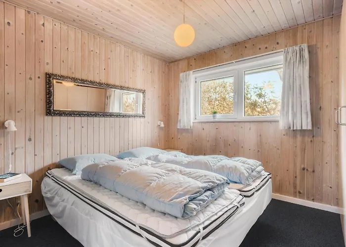 In With Sauna Дом отдыха Norre Nebel